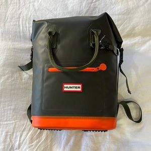 Hunter x Target backpack cooler olive/orange